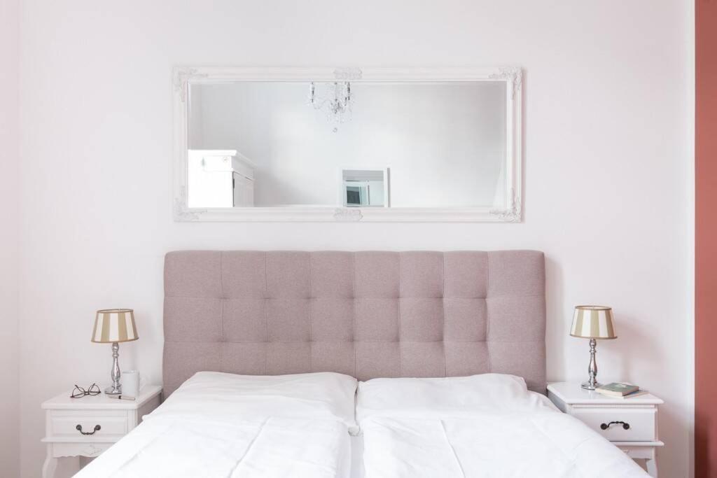 Sc 05 By Rockchair Apartments L Superhost Status L 2 Bedrooms Boxspringbeds Balcony Elevator - Cozy Family & Business Flair Welcomes You! 베를린 외부 사진